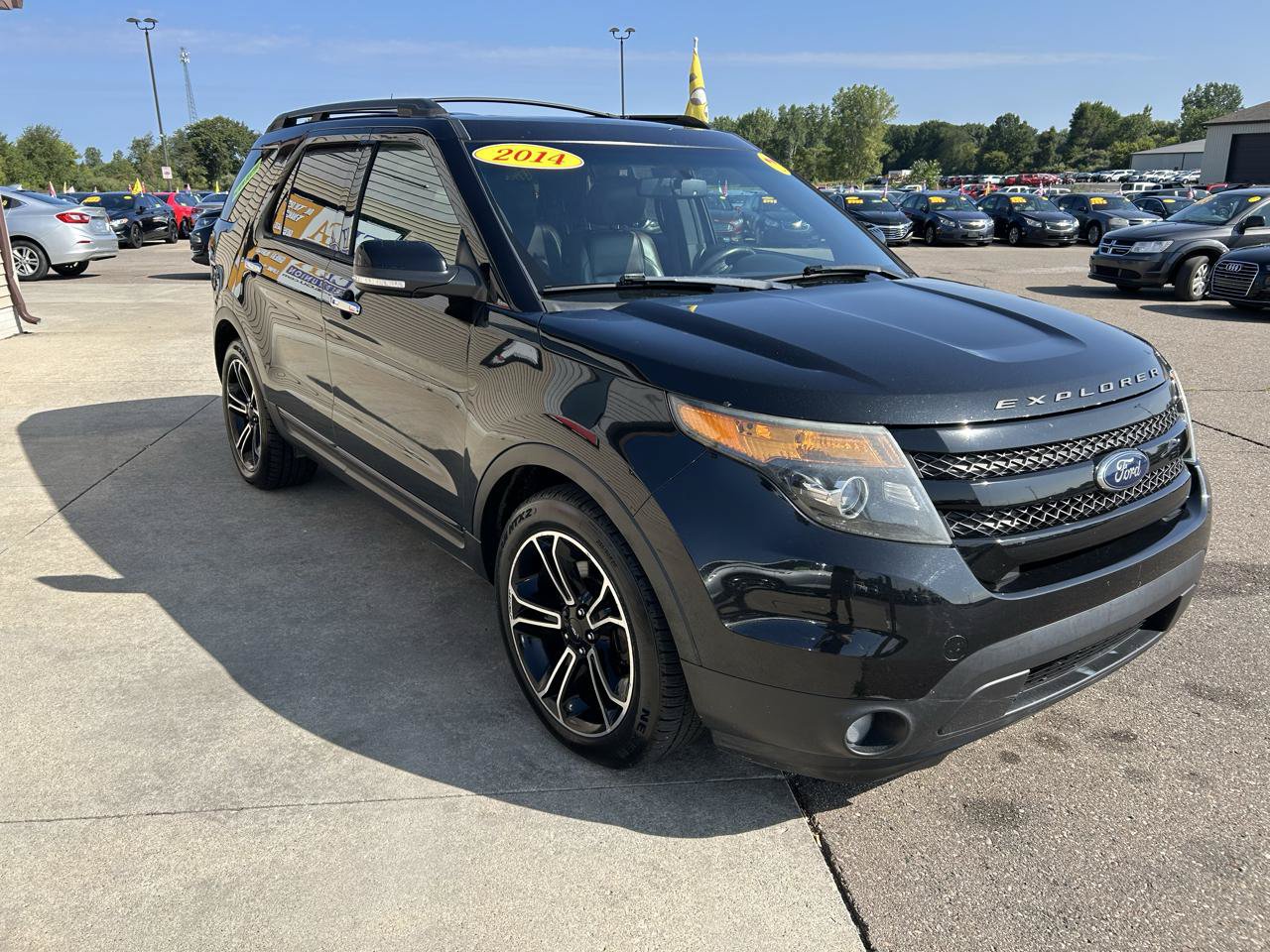 Used 2014 Ford Explorer Sport w/ Equipment Group 401A AWD/4WD image 3