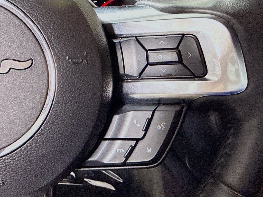 Used 2018 Ford Mustang Coupe RWD image 11
