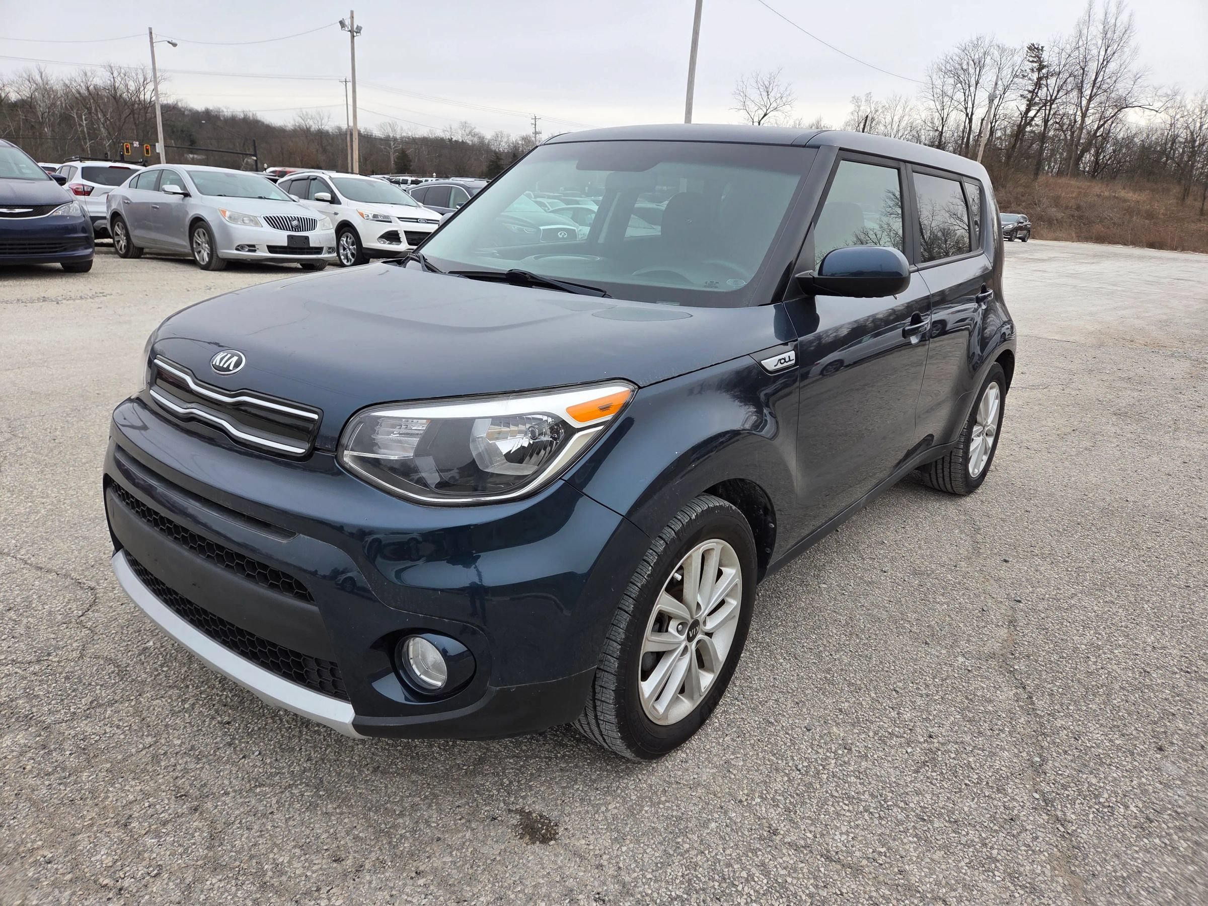 Used 2018 Kia Soul + FWD image 2