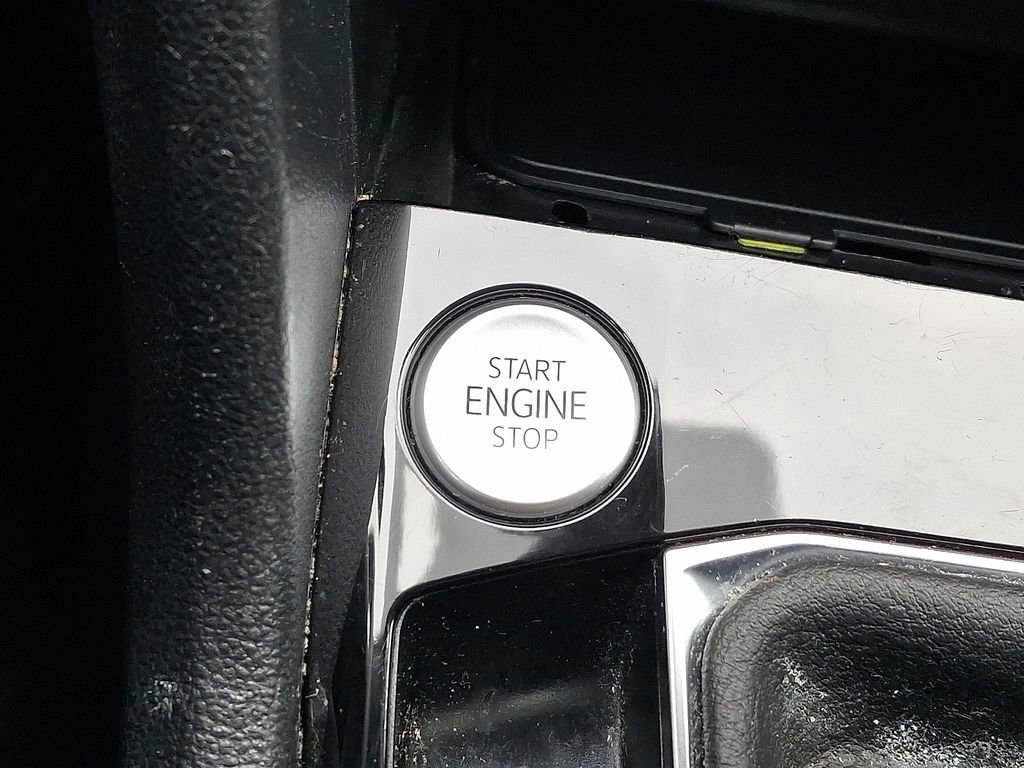 Used 2023 Volkswagen Taos SE image 26