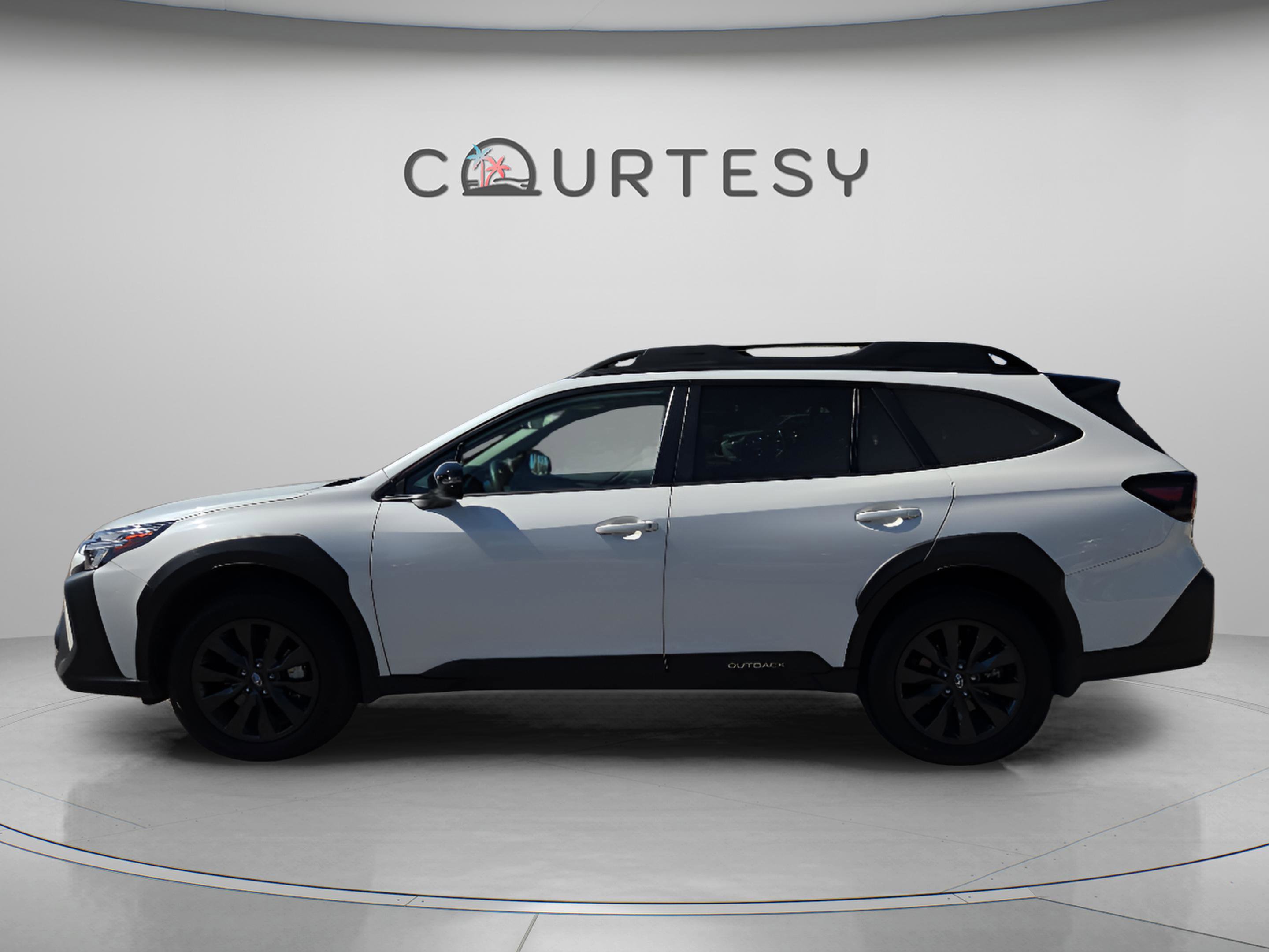 Used 2025 Subaru Outback Onyx Edition XT w/ Popular Package #2 image 4