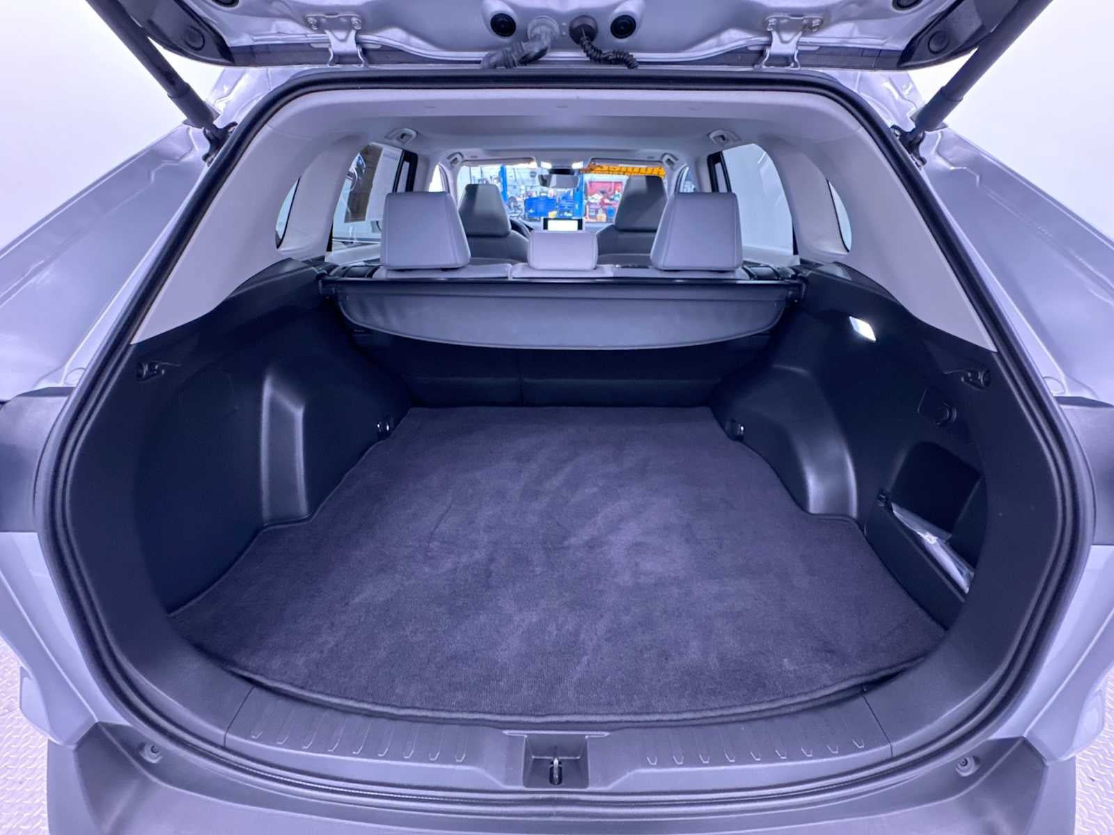 Used 2024 Toyota RAV4 XLE Premium FWD image 41