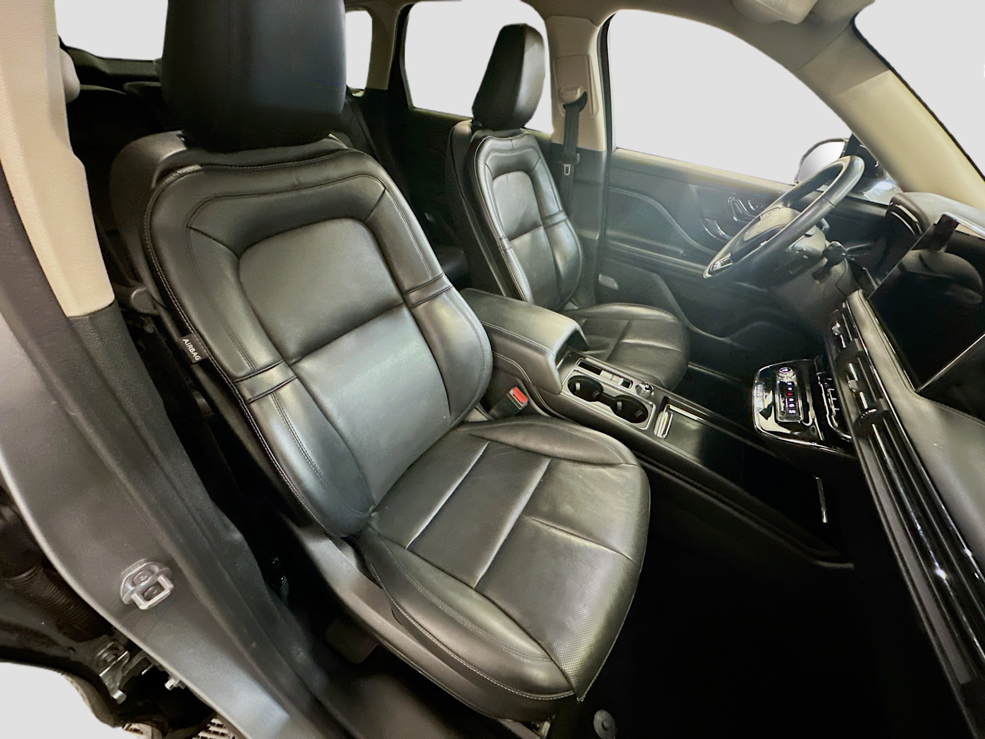 Used 2024 Lincoln Corsair Reserve w/ Equipment Group 201A image 33