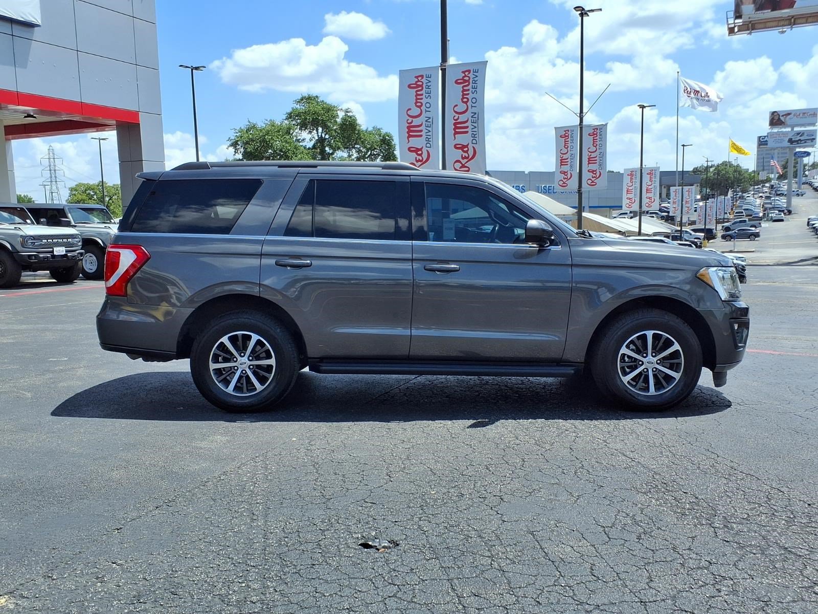 Used 2021 Ford Expedition XLT RWD image 5