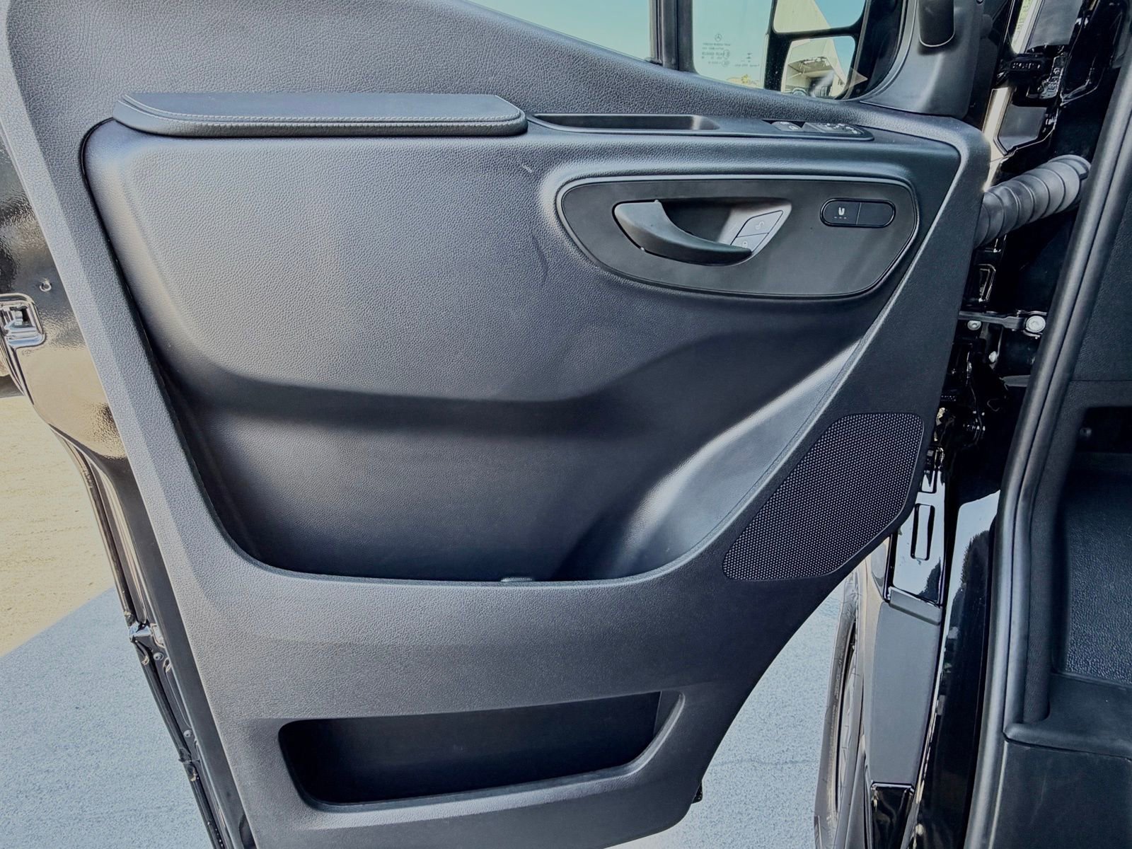 Used 2026 Mercedes-Benz Sprinter 2500 image 26