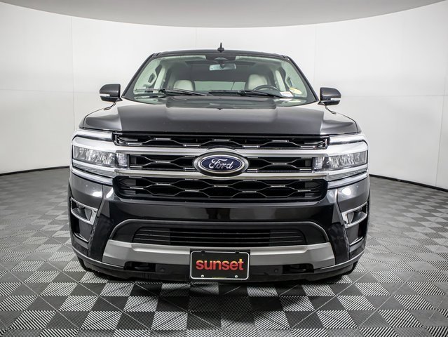 Used 2023 Ford Expedition Limited image 10