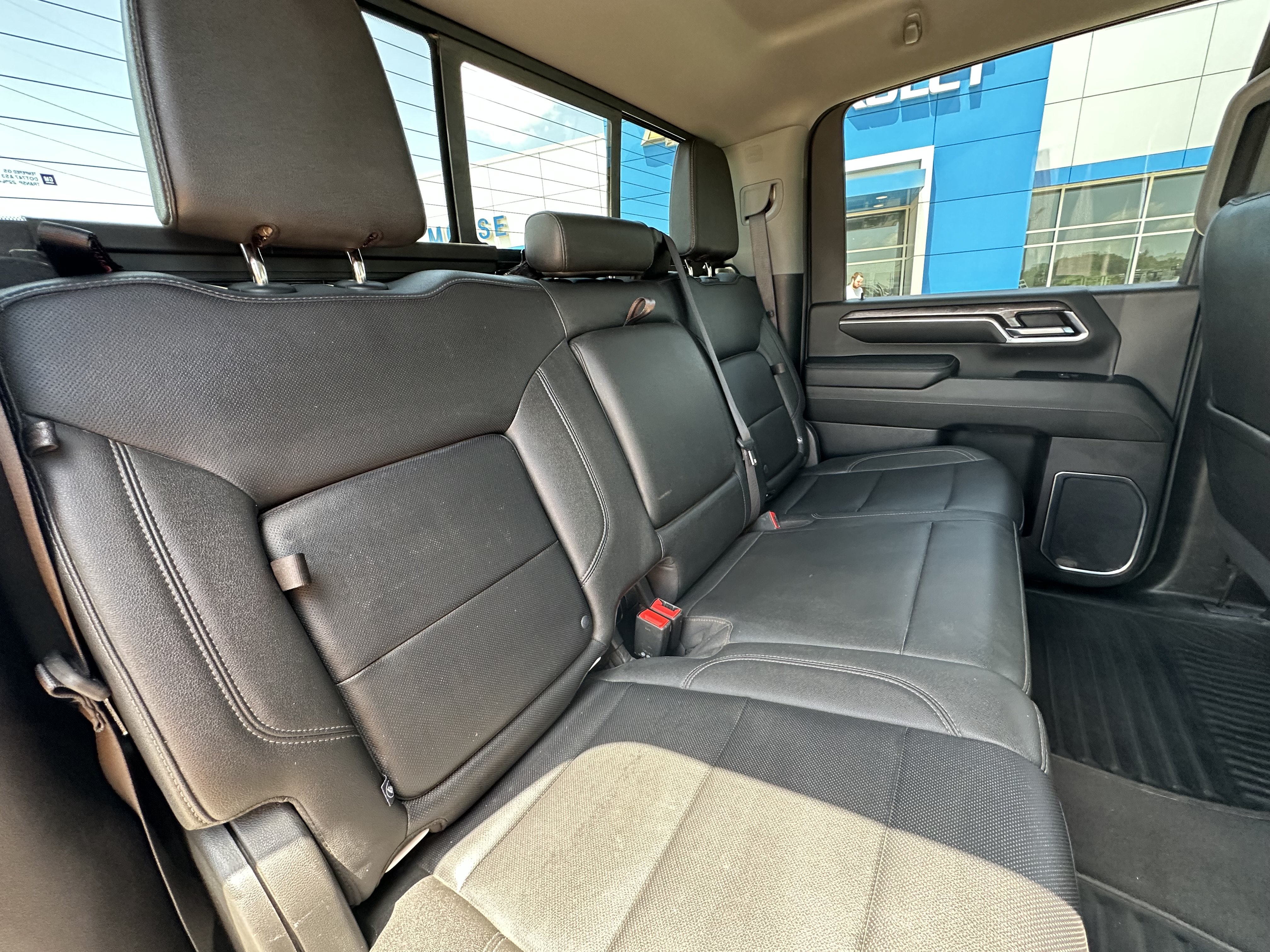 Used 2024 Chevrolet Silverado 2500 LTZ w/ LTZ Plus Package AWD/4WD image 31