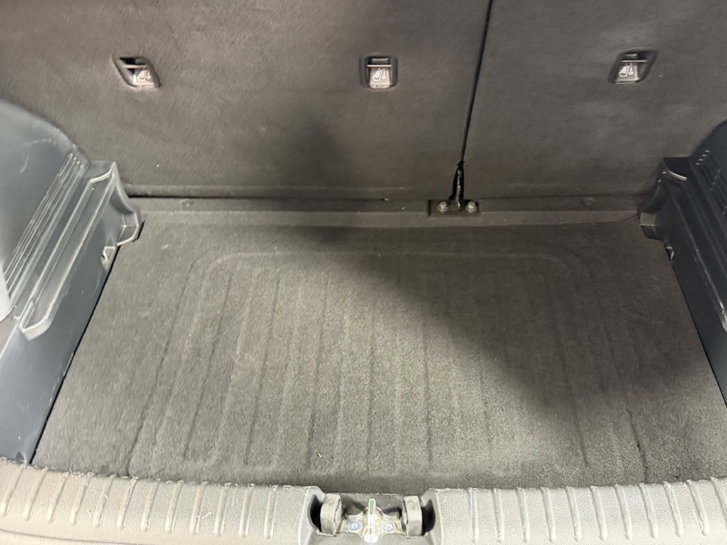 Used 2025 Kia Soul LX w/ LX Technology Package FWD image 23
