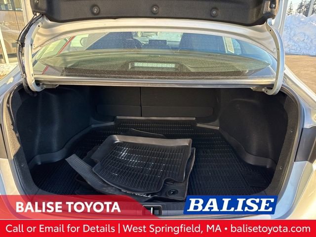 Used 2020 Toyota Corolla LE image 31