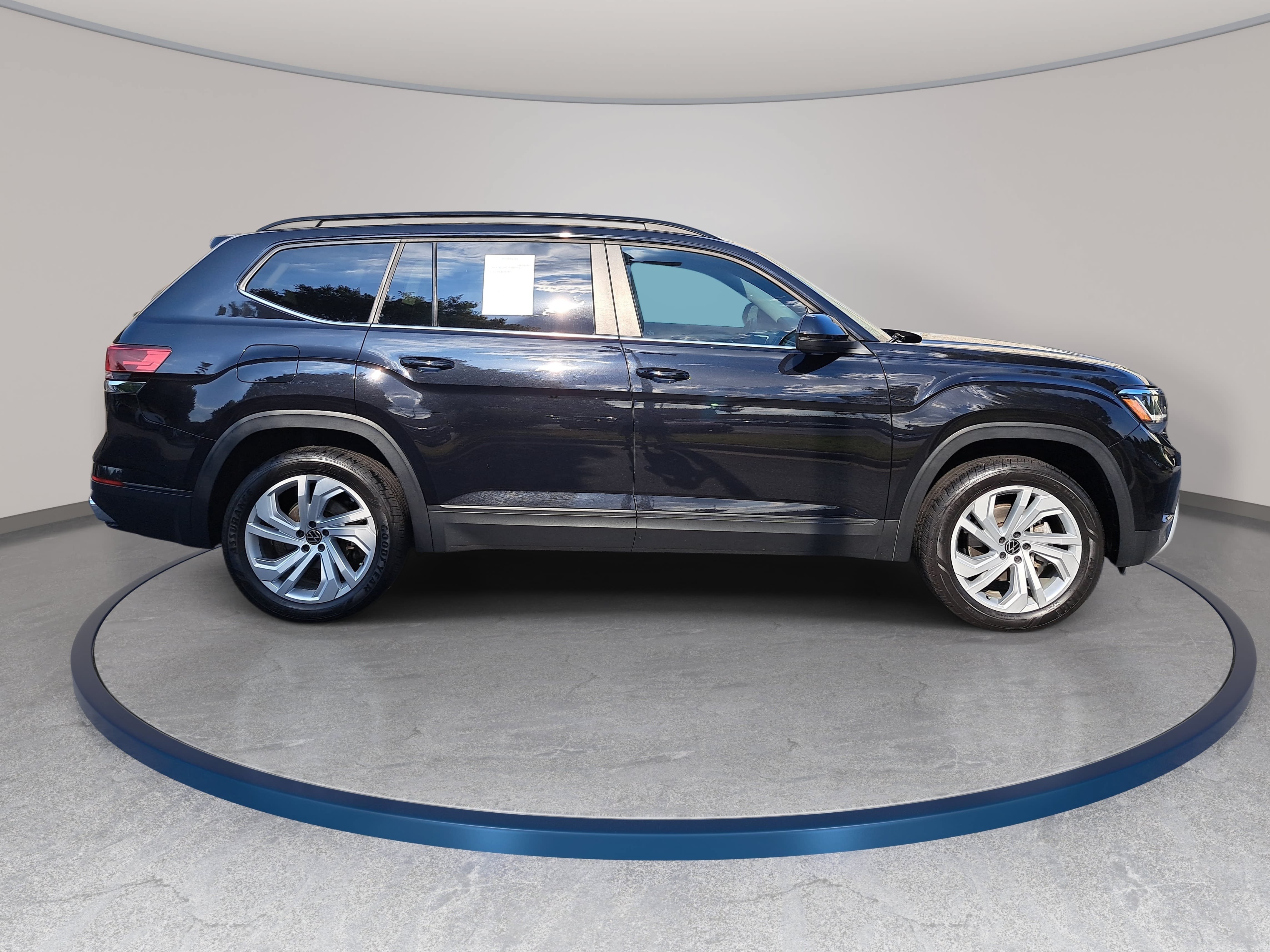 Used 2022 Volkswagen Atlas SE AWD/4WD image 4