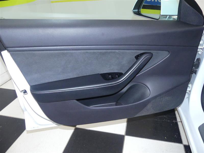 Used 2019 Tesla Model 3 Standard Range Plus image 20