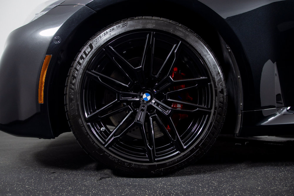 Used 2025 BMW M2 w/ Carbon Package RWD image 9