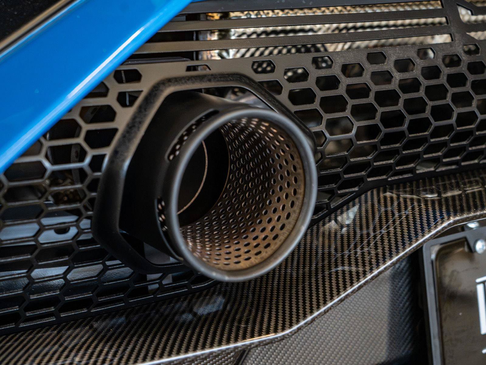 Used 2024 Lamborghini Huracan STO RWD image 30