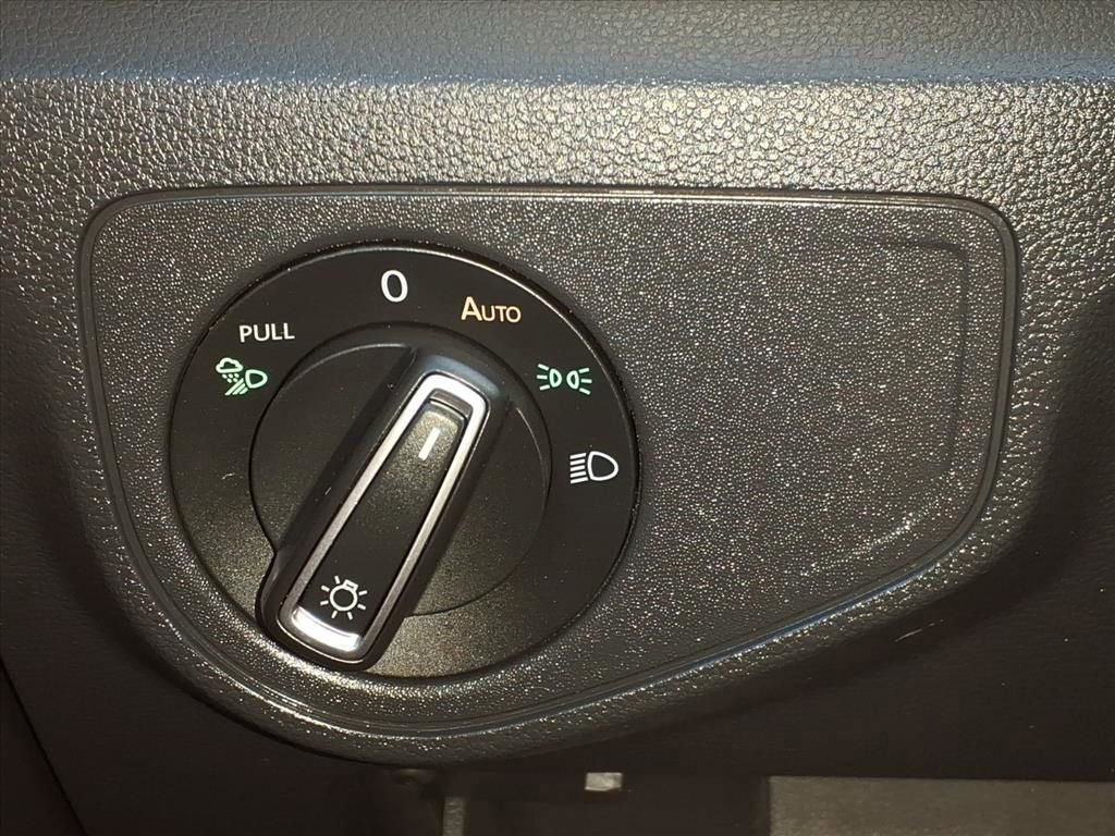 Used 2021 Volkswagen Atlas Cross Sport SEL Premium w/ Cross Sport MDO Package image 8