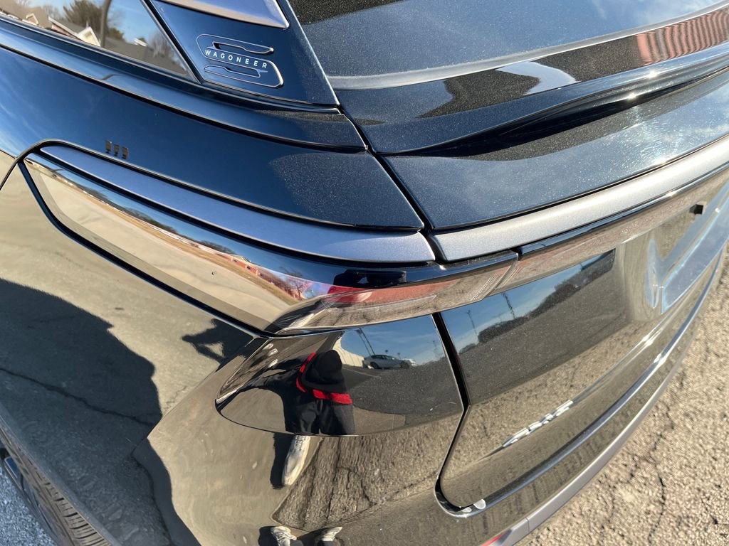 Used 2025 Jeep Wagoneer S Launch Edition image 44