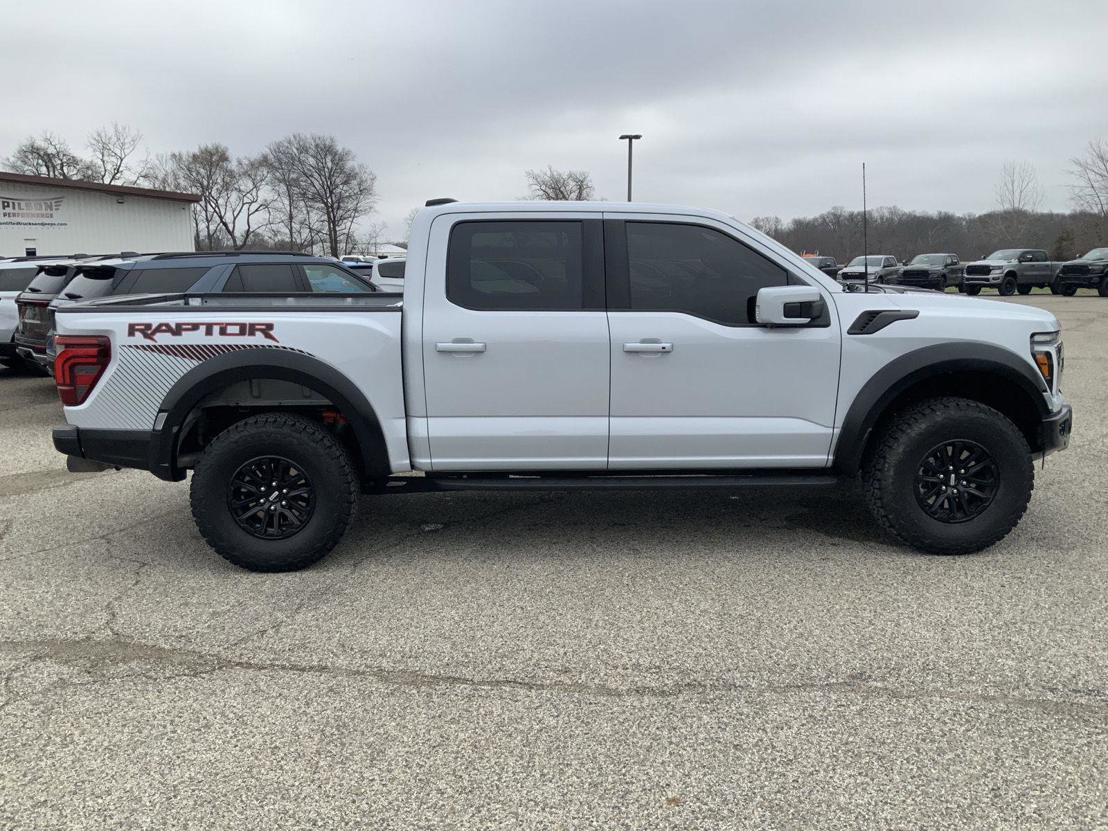Used 2025 Ford F150 Raptor image 17