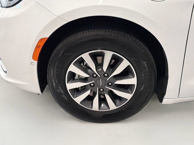 Used 2026 Chrysler Pacifica Select FWD image 28