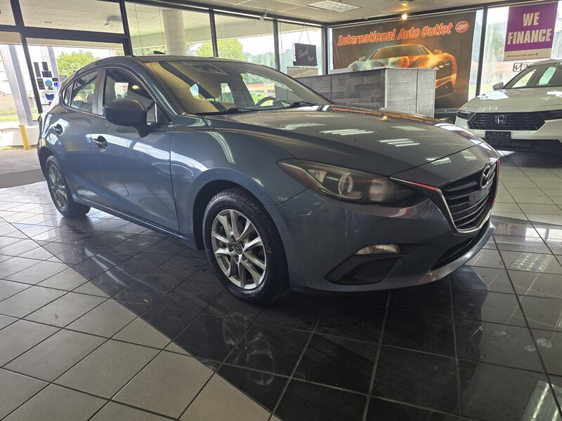 Used 2014 MAZDA MAZDA3 i Touring FWD image 3