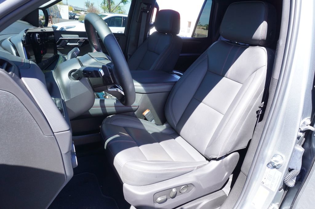 Certified 2025 Chevrolet Tahoe RST w/ Comfort Package image 9