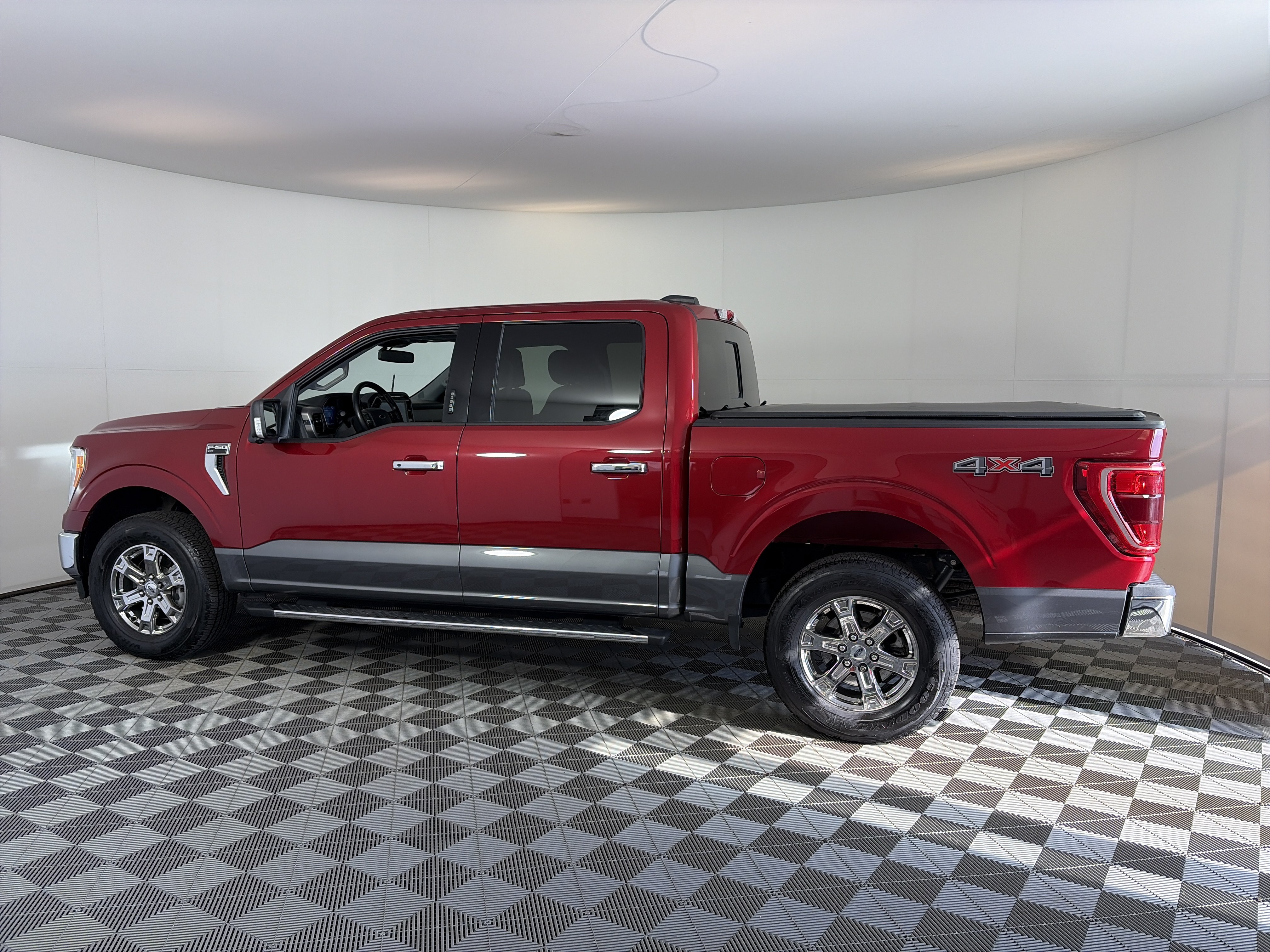 Used 2021 Ford F150 XLT w/ Equipment Group 302A High AWD/4WD image 8