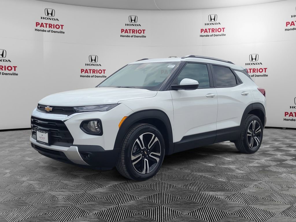 Used 2023 Chevrolet TrailBlazer LT FWD image 1