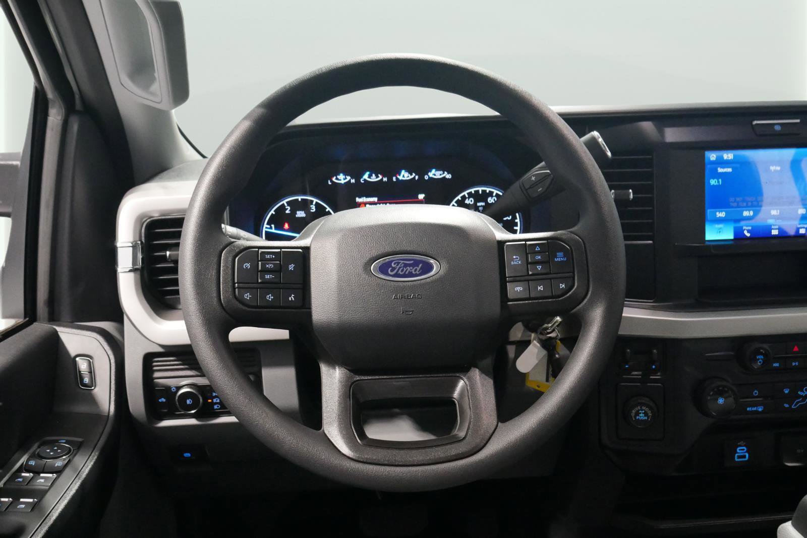 New 2025 Ford F250 XL w/ XL Chrome Package image 60