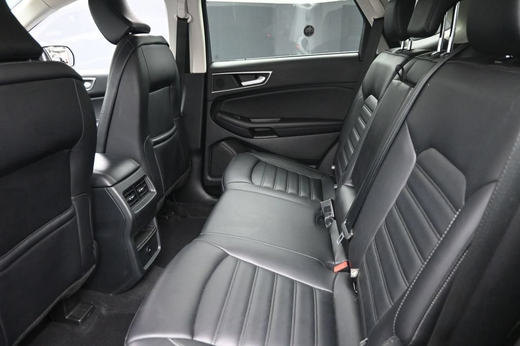 Used 2024 Ford Edge SEL AWD/4WD image 12