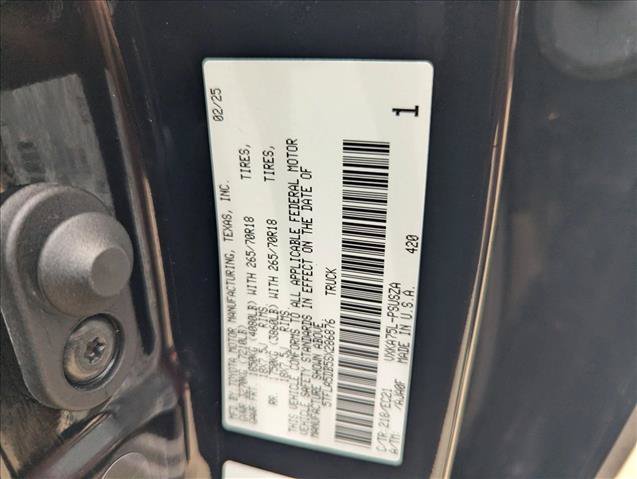 Used 2025 Toyota Tundra SR5 w/ SR5 Premium Package AWD/4WD image 23