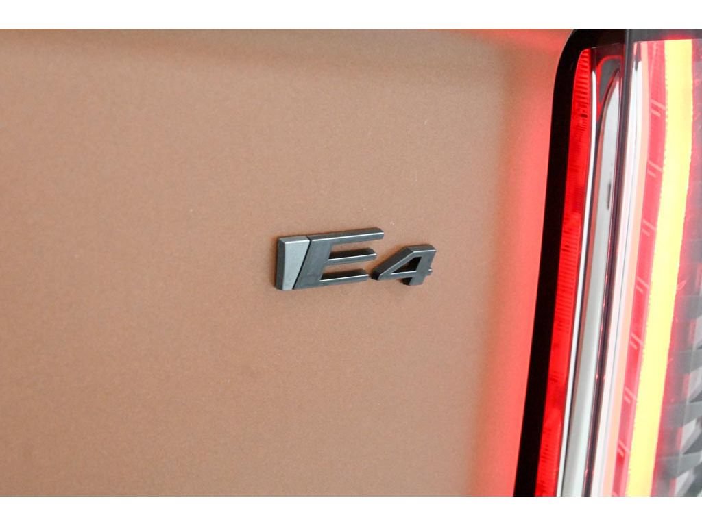 New 2027 Cadillac Vistiq Platinum AWD/4WD image 60