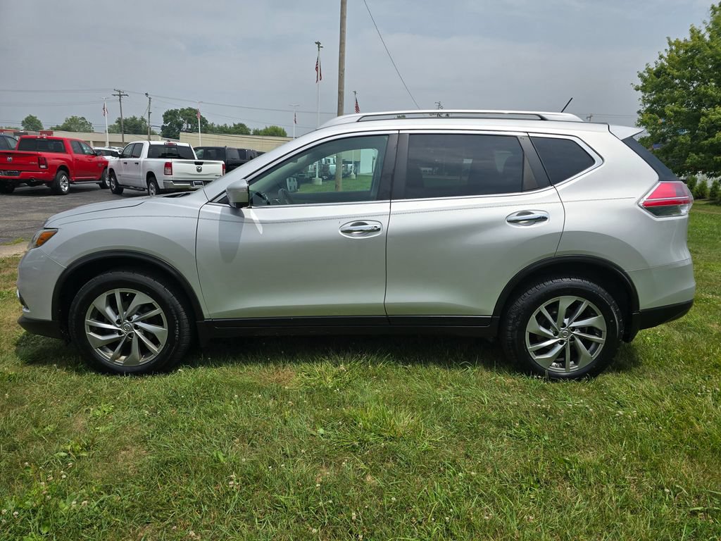 Used 2015 Nissan Rogue SL w/ SL Premium Package AWD/4WD image 4
