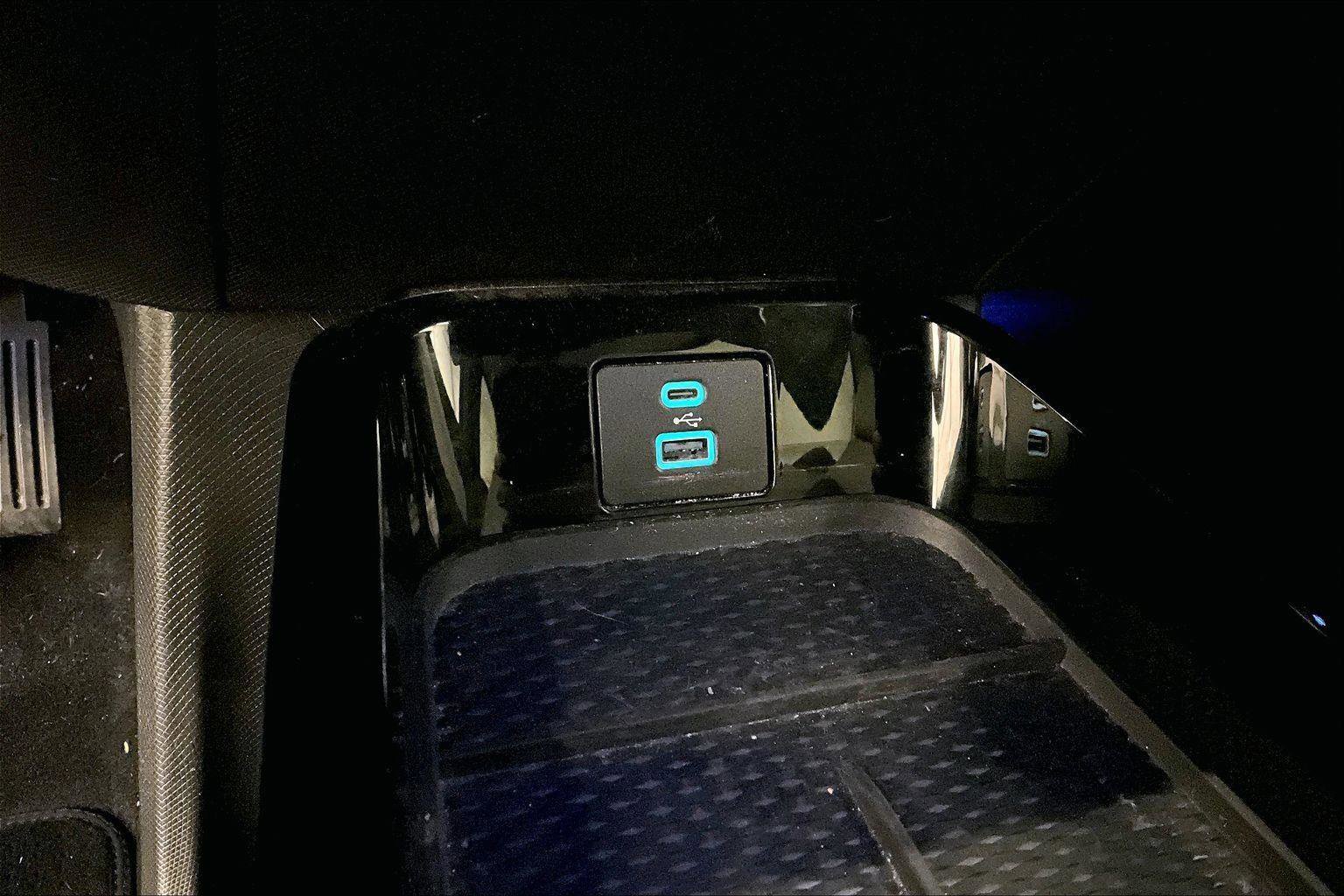 Used 2021 Ford Mustang Mach-E Premium image 31