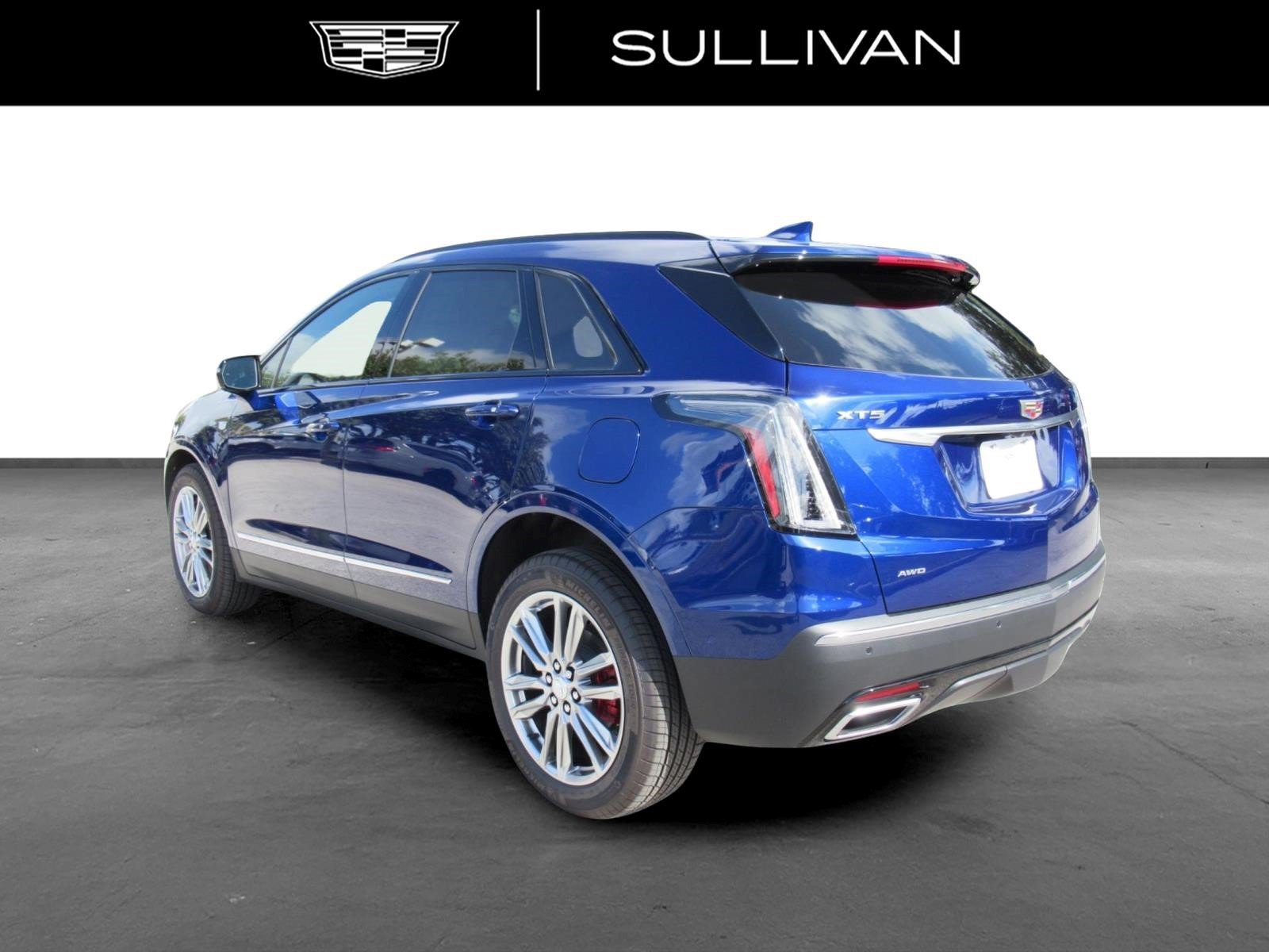 New 2026 Cadillac XT5 Sportv w/ LPO, Floor Liner Package AWD/4WD image 5