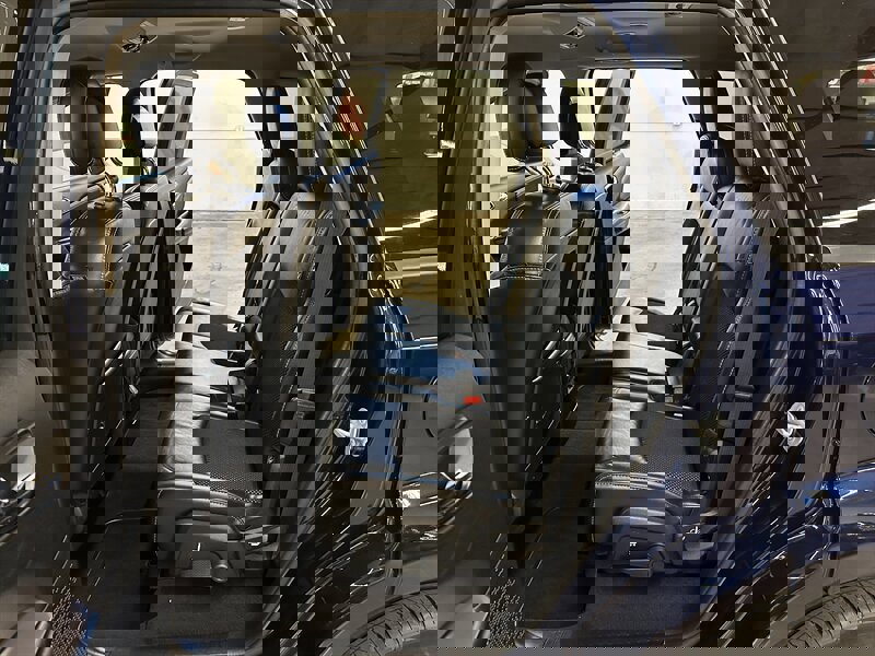 Used 2017 Dodge Journey Crossroad image 14