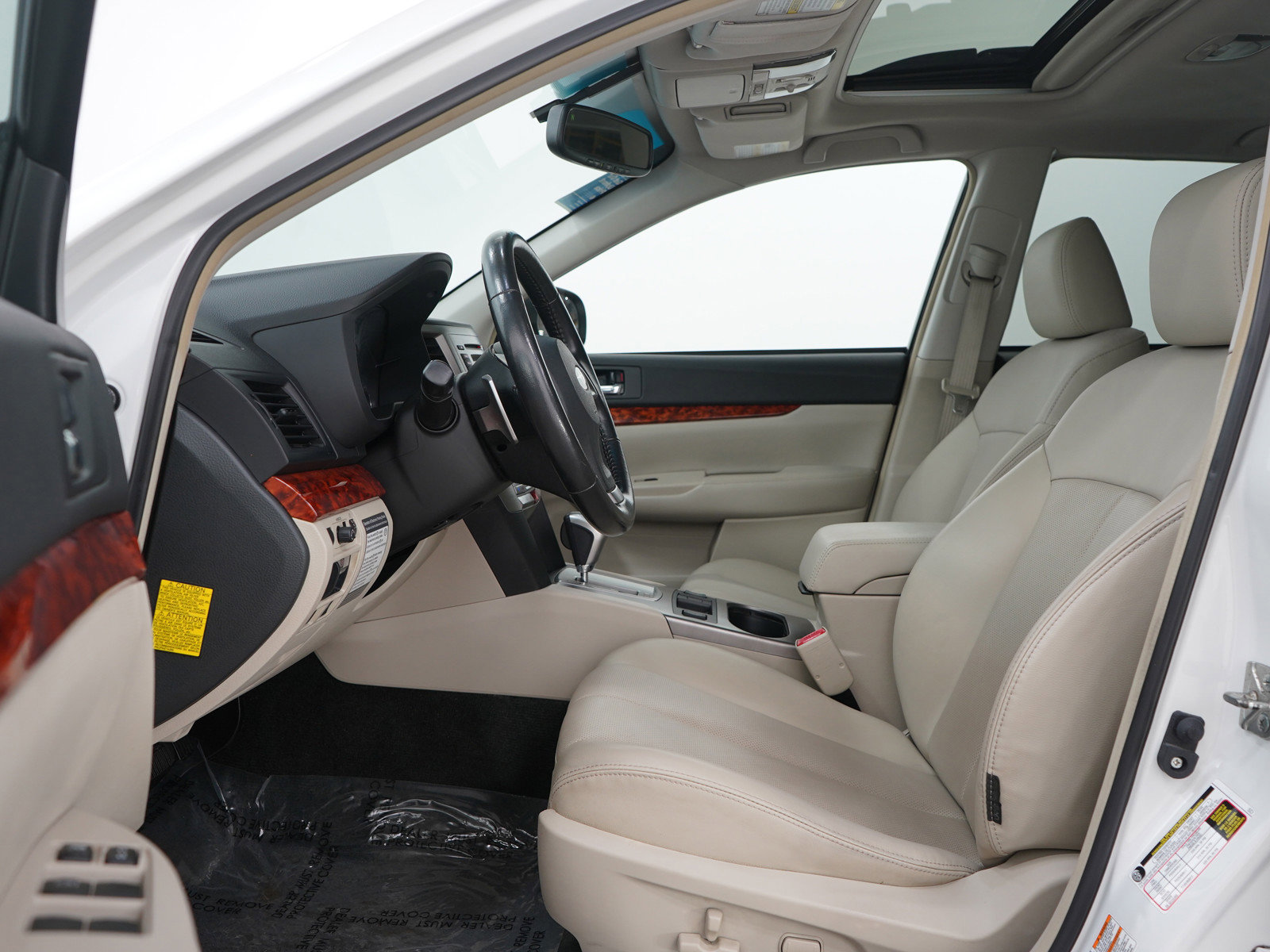 Used 2012 Subaru Outback 2.5i Limited w/ Moonroof Pkg image 18