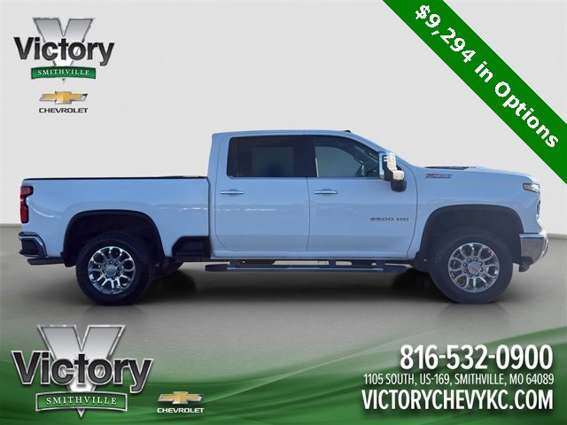 Used 2025 Chevrolet Silverado 2500 LTZ w/ LTZ Premium Package image 7