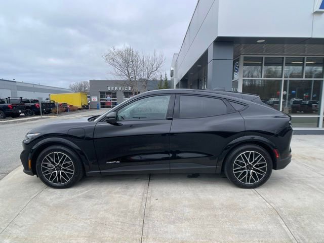 Certified 2025 Ford Mustang Mach-E Premium AWD/4WD image 5