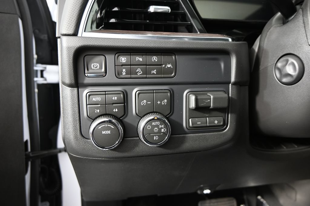 New 2026 Chevrolet Tahoe Premier AWD/4WD image 25