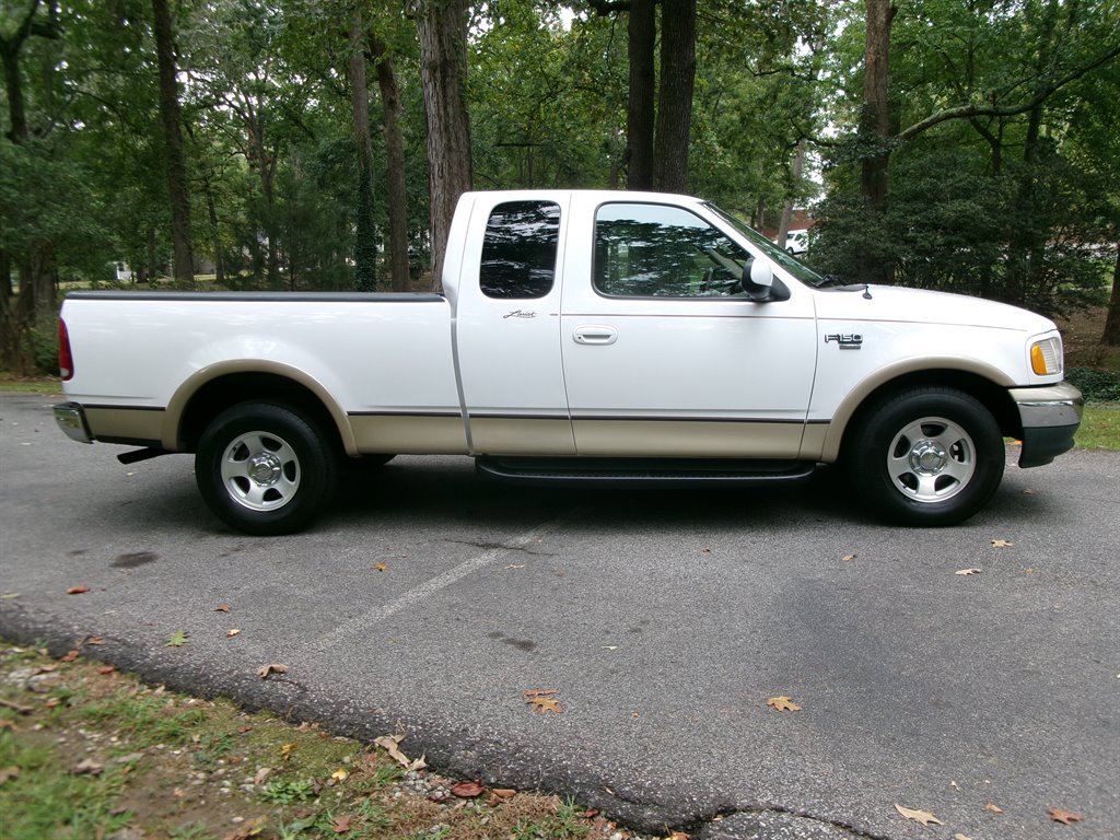 Used 1999 Ford F150 Lariat image 4