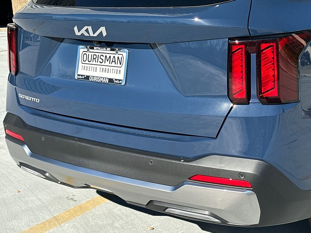 New 2026 Kia Sorento S w/ S Panoramic Sunroof Package image 5