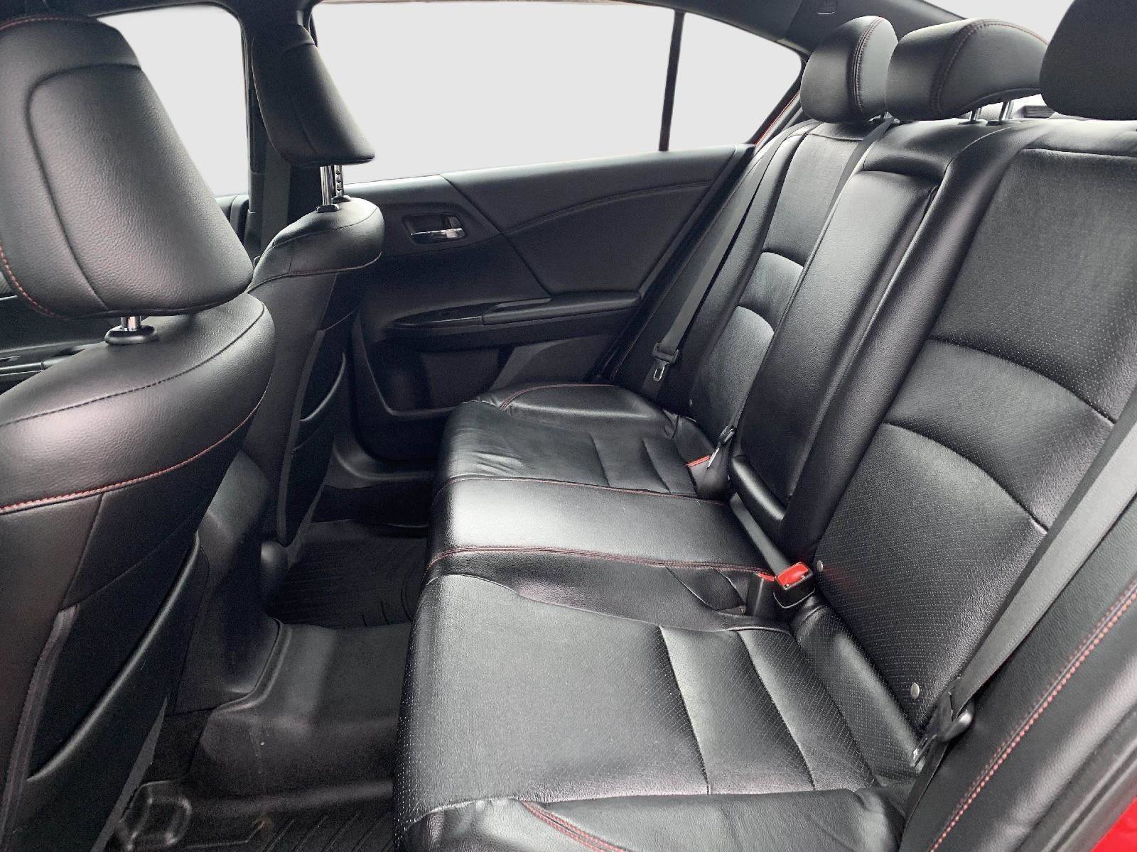 Used 2017 Honda Accord Sport Special Edition image 37