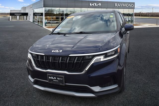 Certified 2024 Kia Carnival LX image 8