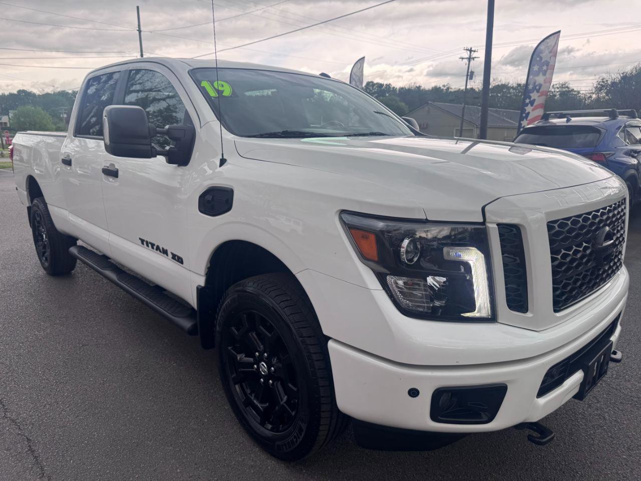 Used 2019 Nissan Titan SV w/ SV Convenience Package AWD/4WD image 1