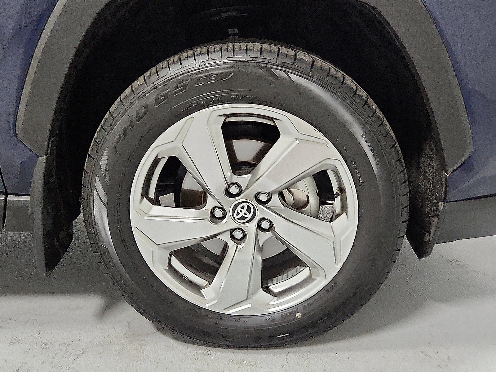 Certified 2021 Toyota RAV4 Limited AWD/4WD image 6