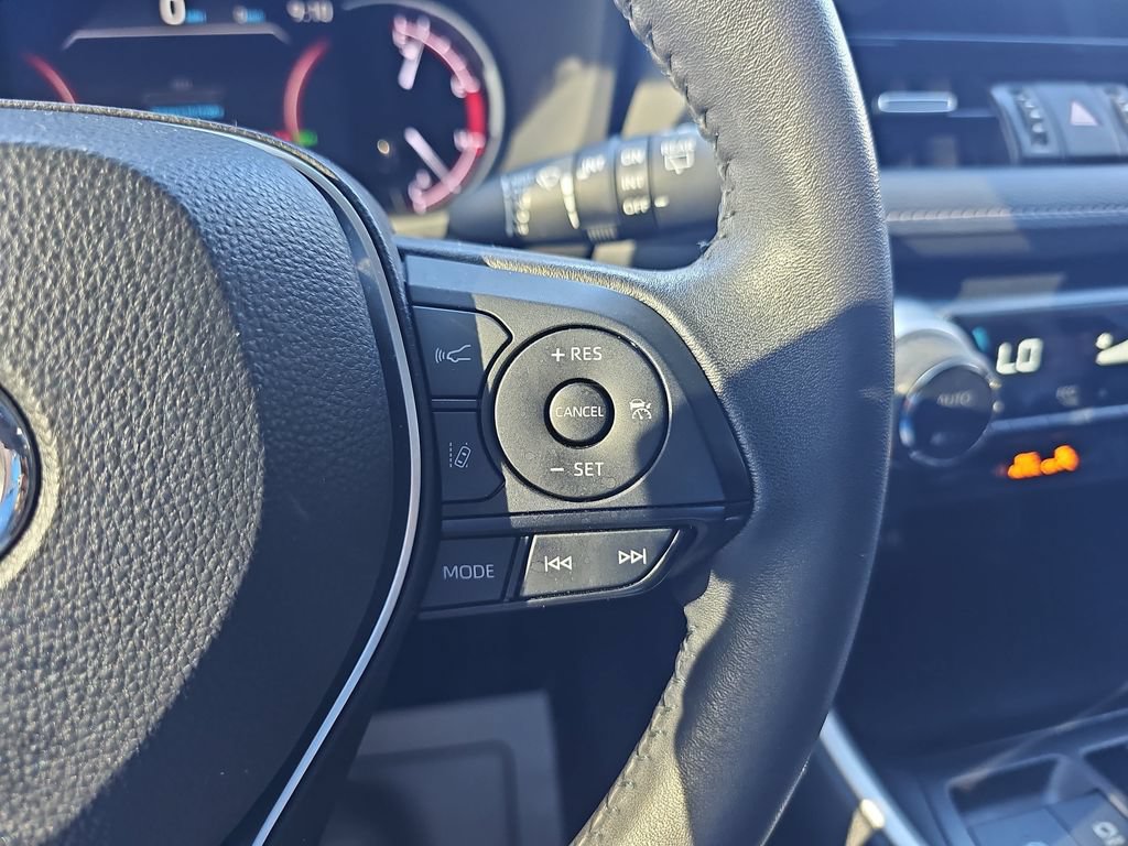 Used 2023 Toyota RAV4 XLE Premium FWD image 18