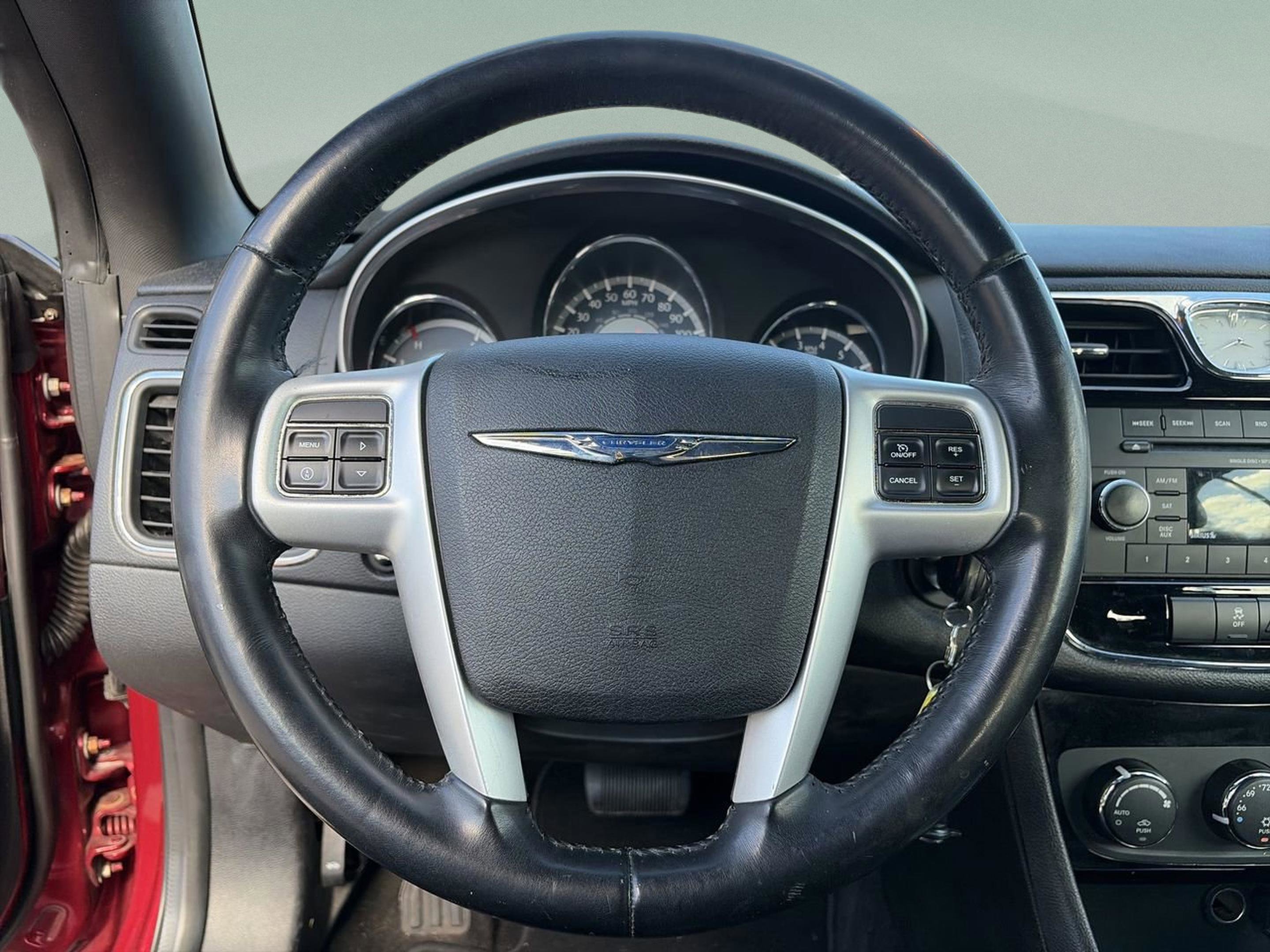Used 2012 Chrysler 200 Touring image 11