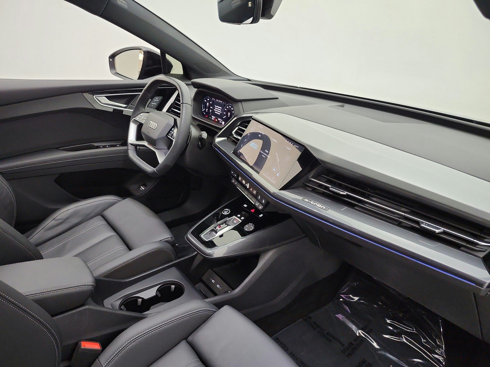 Used 2024 Audi Q4 e-tron Premium Plus w/ Premium Plus AWD/4WD image 30