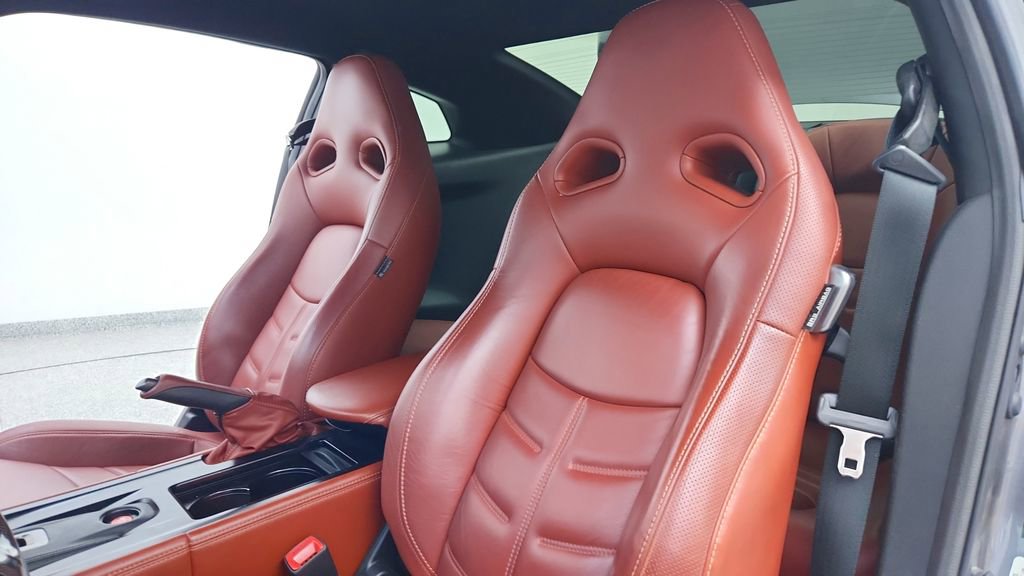 Used 2015 Nissan GT-R Premium image 21