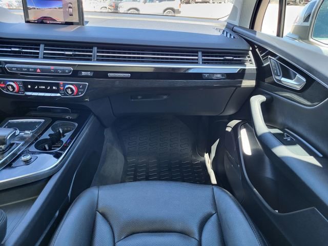 Used 2019 Audi Q7 3.0T Premium Plus w/ Premium Plus Package image 26