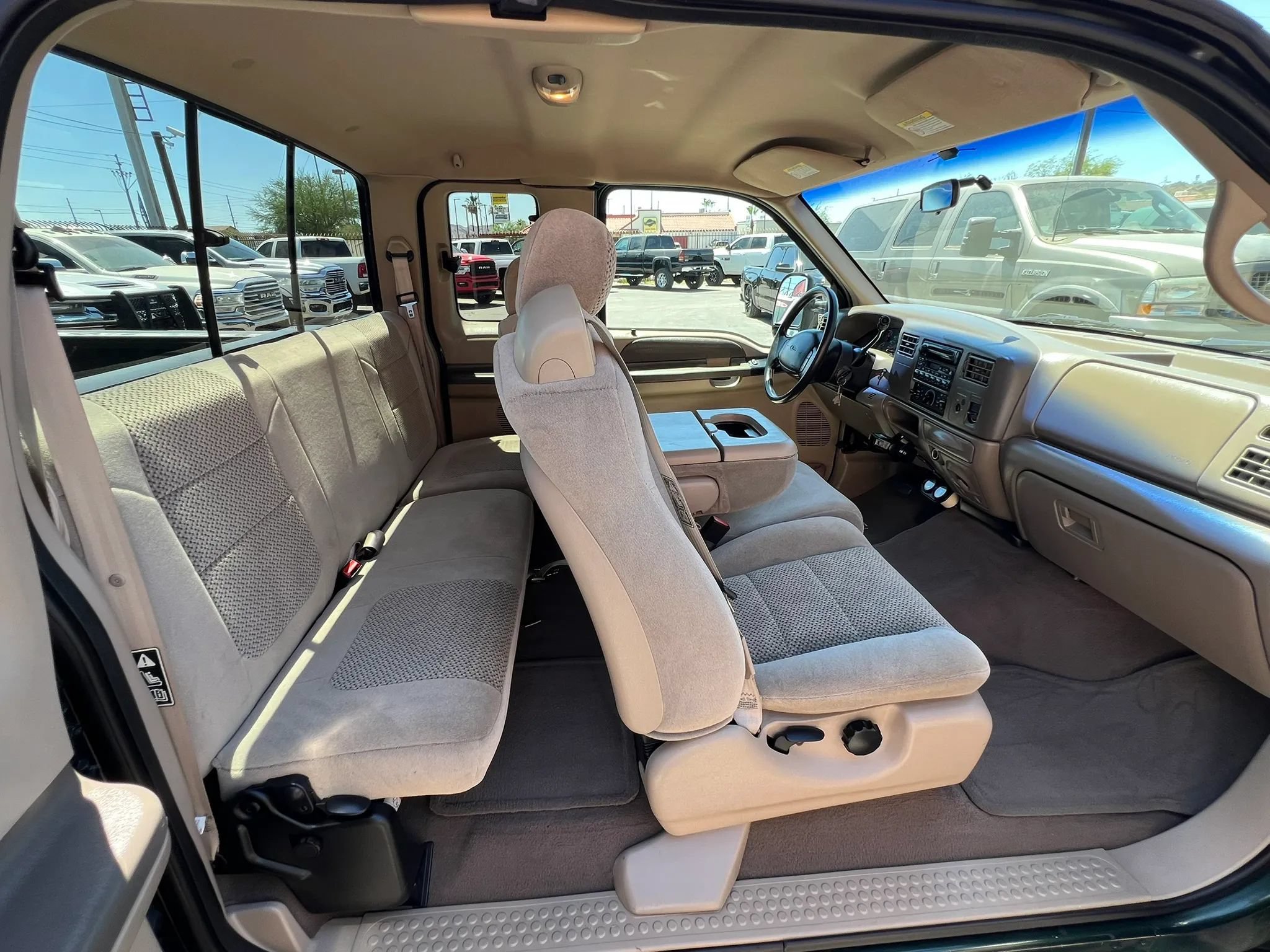 Used 2001 Ford F350 2WD SuperCab DRW Super Duty image 23