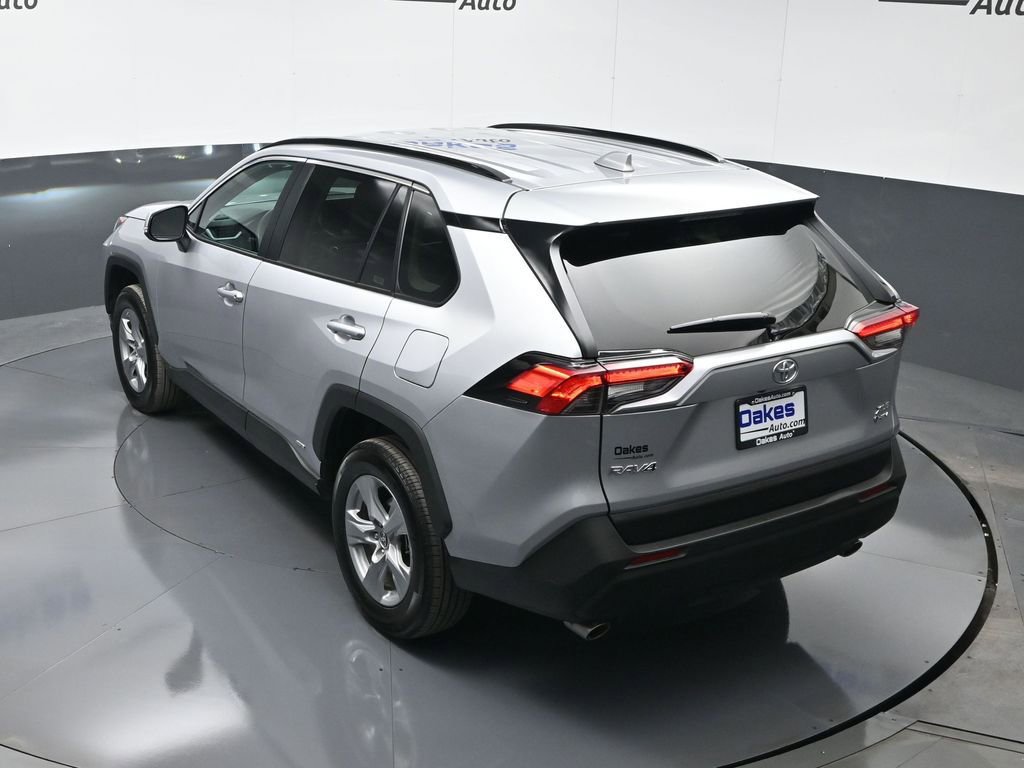 Used 2025 Toyota RAV4 XLE image 50